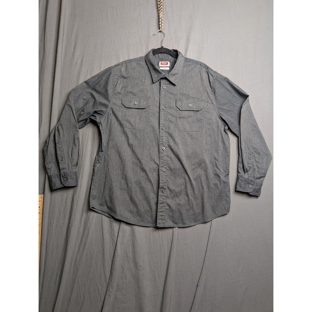 Wrangler Men's XL Gray Rugged Utility Work Shirt Long Sleeve Two Pocket